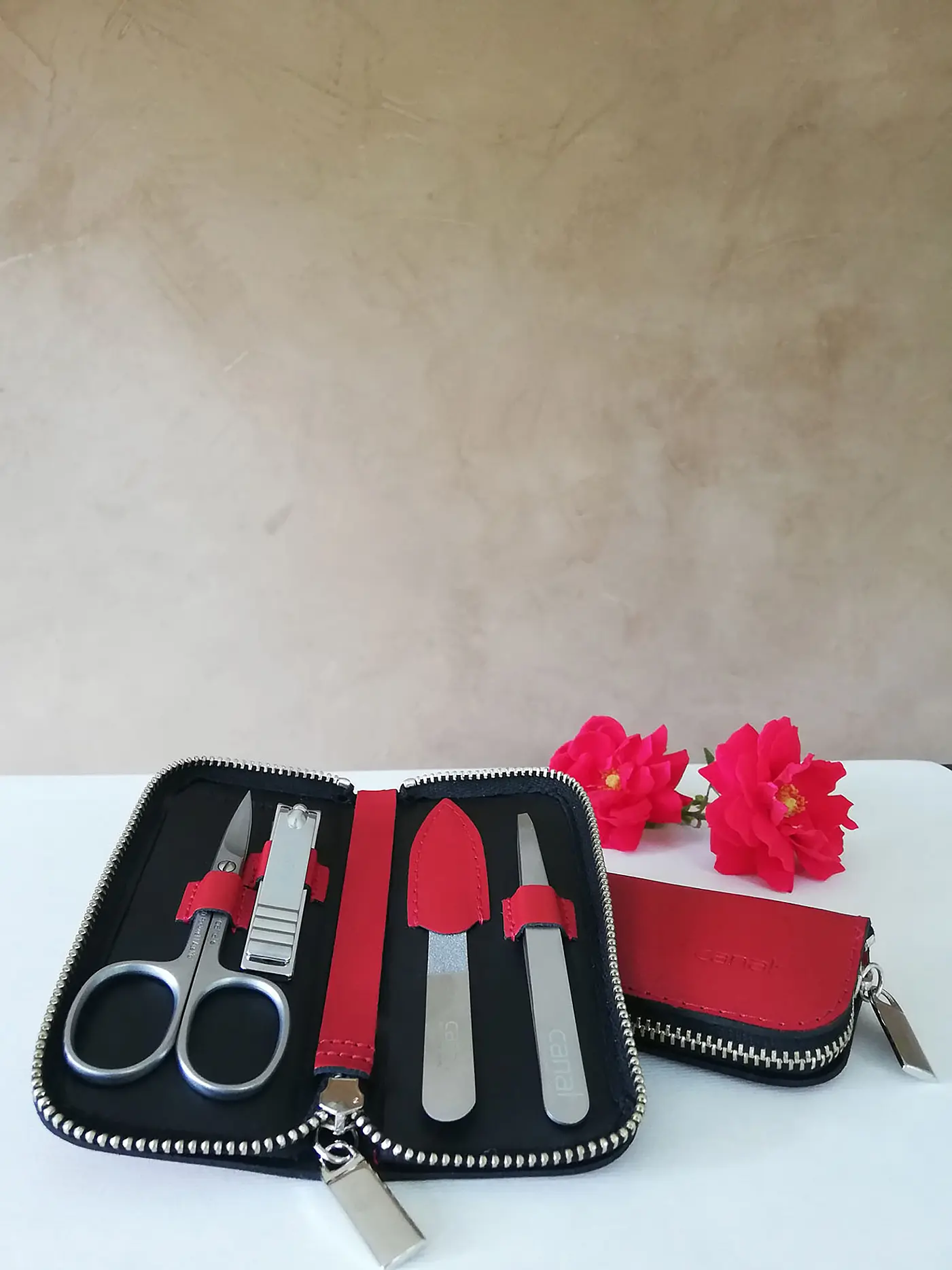 CANAL | Reißverschluss-Etui aus Spaltleder 4-teilig (Rot) 5381 | 
